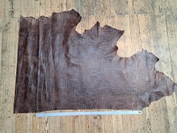 Demi peau de cuir de veau grain crocodile effet vieilli - Marron - A