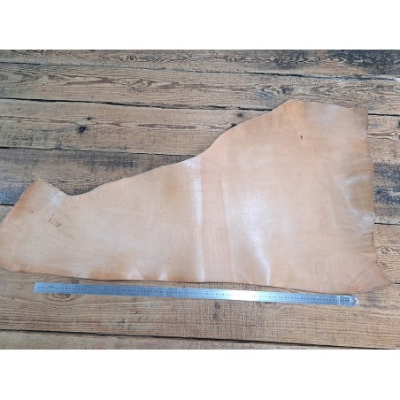 Morceau de cuir de collet de vache végétal - Naturel - Cuir en Stock