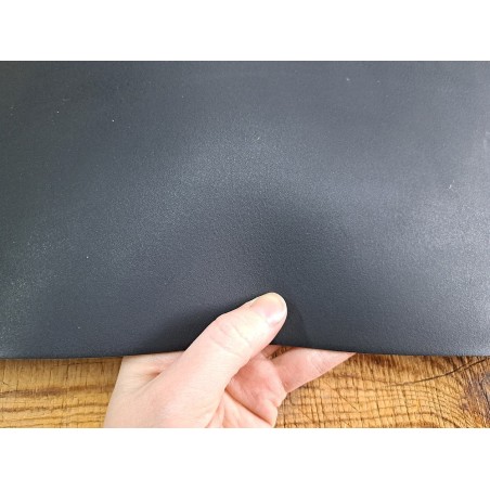 Bande de collet tannage végétal lisse - Noir mat - Cuir en Stock