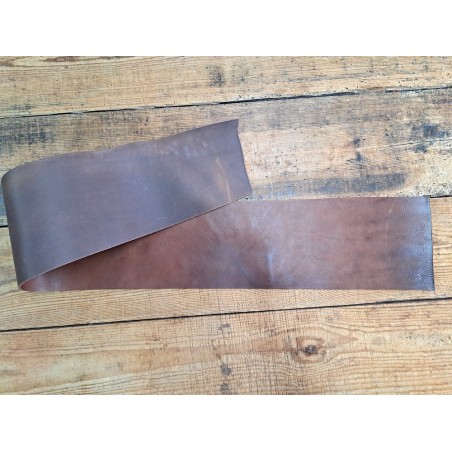 Bande de collet de vache végétal - Café - Cuir en Stock