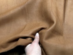 Bande de cuir de vache CARAMEL – 200 × 70 cm – Cuir fin 0,8/0,9 mm - Cuir en Stock