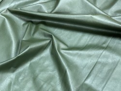 Bande de cuir de vache vert forêt – 200 × 70 cm – Cuir fin 0,8/0,9 mm - Cuir en Stock