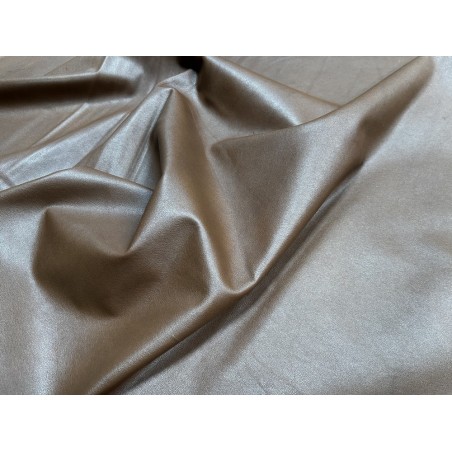 Bande de cuir de vache BRUN NOISETTE – 200 × 70 cm – Cuir fin 0,8/0,9 mm - Cuir en Stock