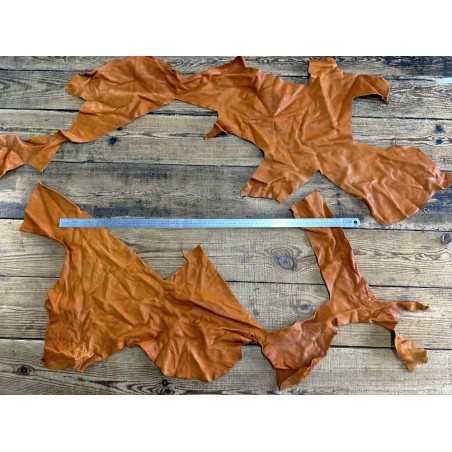 Chutes de cuir de vache brun orangé - maroquinerie - Cuir en Stock