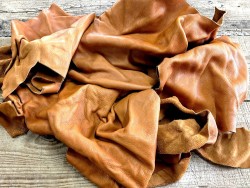 Chutes de cuir de vache brun orangé - maroquinerie - Cuir en Stock