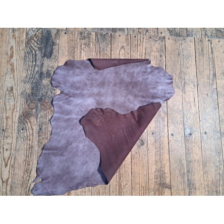 chèvre vieilli - bordeaux - maroquinerie ou vêtement - Cuir en stock