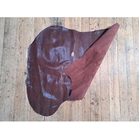 Peau de veau velours effet grain girafe - BORDEAUX - Cuir en Stock