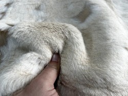Peau de mouton lainé - CHOIX ÉCART - N - Cuir en Stock