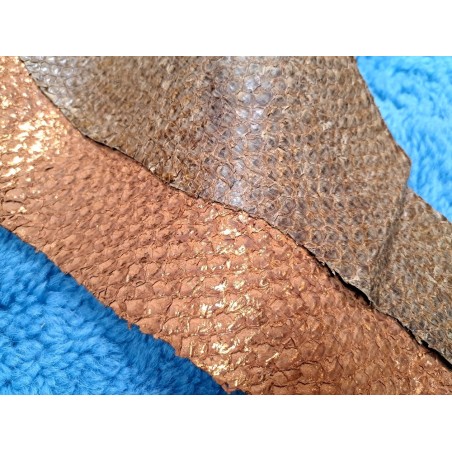 lot perche du nil - brun métallisé cuivre/brun kaki - cuir en stock