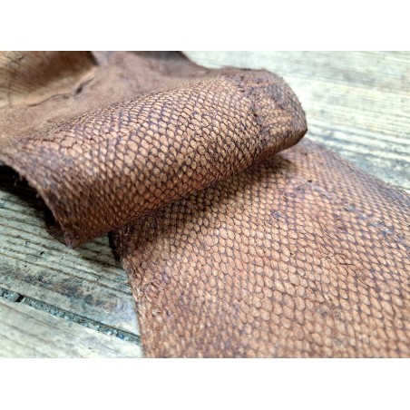 cuir cabillaud - poisson - maroquinerie - brun mat - cuirenstock