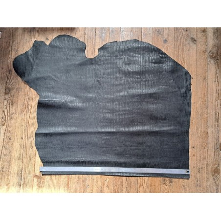 Demi-peau de cuir de veau façon crocodile noir - maroquinerie - Cuir en Stock