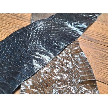 2 peaux de cuir de serpent - C - Cuir en Stock