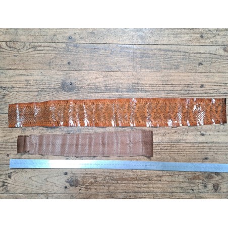 Lot de 2 peaux de cuir de serpent - F - Cuir en Stock