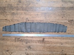 lot karung - couleur diverse - cuir en stock