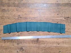 lot karung - couleur diverse - cuir en stock