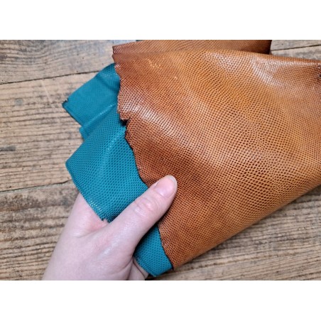 Lot de 2 peaux de cuir de karung - D - Cuir en Stock