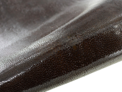 Peau de cuir de galuchat véritable poncé - Marron - Cuir en Stock