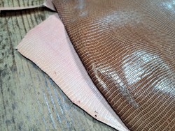 Lot de 2 peaux de cuir de lézard - C - Rose pâle/Café