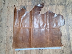 Demi-peau de cuir de vachette pullup ciré - Brun - B