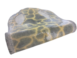 Peau de galuchat - perle centrale - cuir exotique - girafe beige/gris clair  - Cuir en Stock