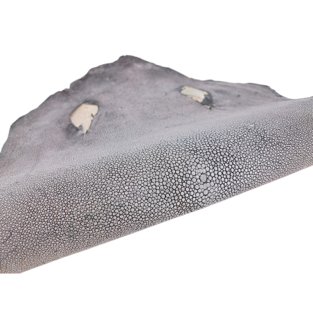 Peau de galuchat - perle centrale - cuir exotique - argent mat  - Cuir en Stock