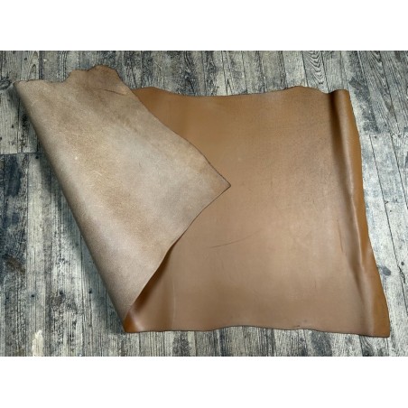 Croûte de cuir de vache tannage végétal cirée – CAMEL - Cuir en Stock