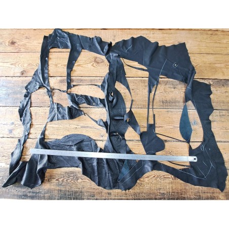 Chutes de morceaux de cuir de cerf - noir - bijoux - accessoires - maroquinerie - Cuir en stock