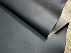 Croûte de cuir de vache tannage végétal cirée – MOKA - Cuir en Stock