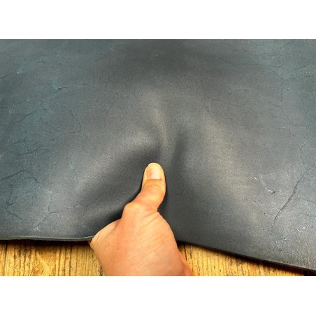 Croûte de cuir de vache tannage végétal cirée – BLEU LAGON - Cuir en Stock