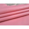 Grand morceau de cuir de taurillon - gros grain - couleur vieux rose - cuir en stock