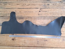 Bande de cuir tannage végétal lisse - Noir - Cuir en Stock