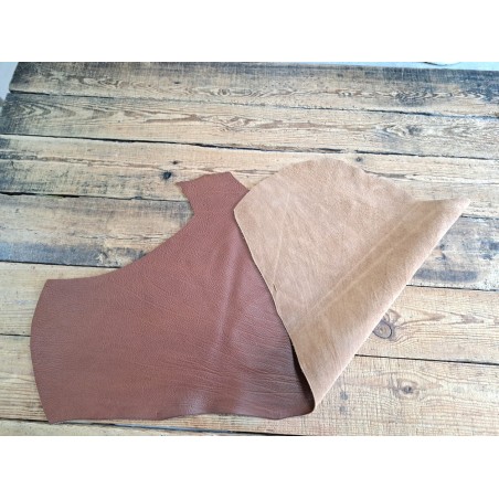 Morceau de collet de vache tannage semi végétal - Noisette