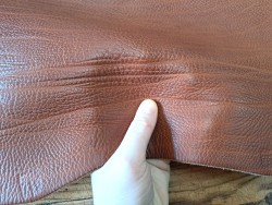 Morceau de collet de vache tannage semi végétal - Noisette