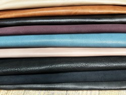 Lot mystère de 3 peaux de cuir – Camaïeu au choix - Cuir en Stock