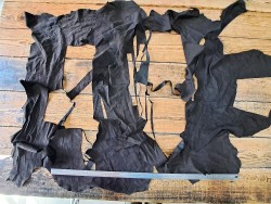 chutes de cuir d'agneau velours - Café - cuir en stock