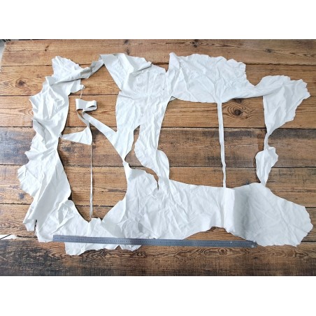 chutes de cuir d'agneau nubuck - Creme - cuirenstock