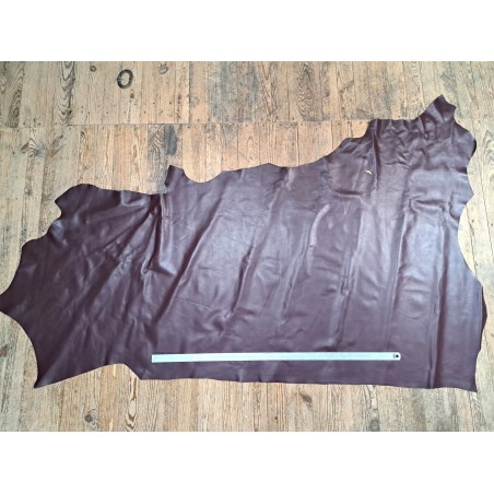 Bande de cuir de veau lisse - bordeaux - maroquinerie - Cuir en stock