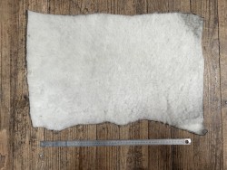 Peau de mouton velours noir façon peau lainée - Cuir en Stock