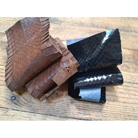 2 peaux de cuir de serpent - A - Cuir en Stock