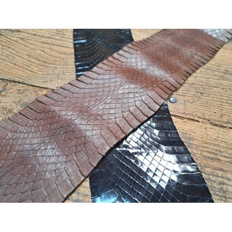 2 peaux de cuir de serpent - A - Cuir en Stock