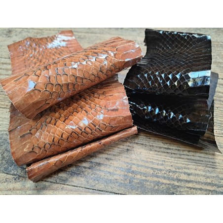 2 peaux de cuir de serpent - D - Cuir en Stock