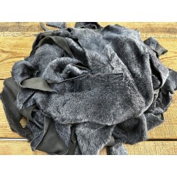 Chutes de cuir d'agneau lainé gris ardoise - Cuir en Stock