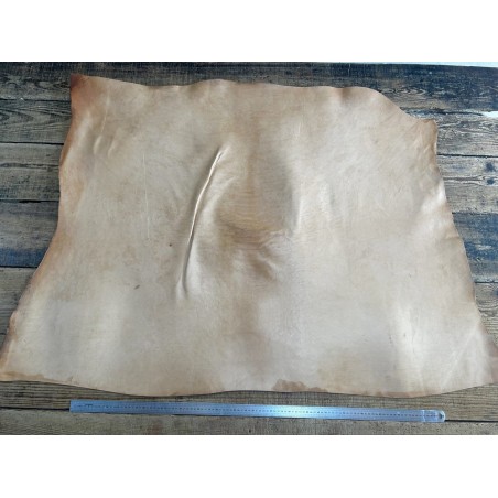 Collet de vache, cuir tannage végétal, choix écart N° C, Cuir en Stock