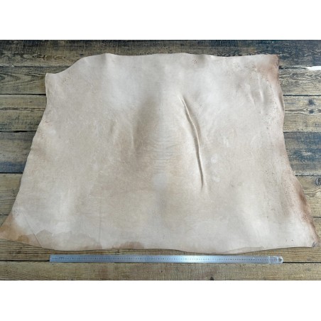 Collet de vache, cuir tannage végétal, choix écart N° C, Cuir en Stock