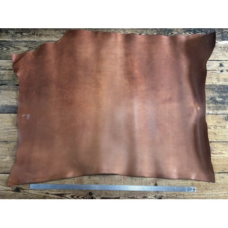 Croûte de cuir de vache tannage végétal cirée – brun rouge - Cuir en Stock