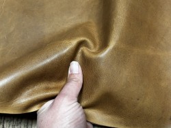 Demi-peau de cuir de vachette pullup ciré - Brun - C - Cuir en Stock