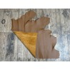 Demi-peau de cuir de taurillon - gros grain - couleur marron gold - Cuir en Stock