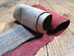 2 peaux uniques - Cabillaud - Cuir en Stock