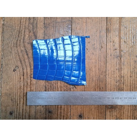 Peau de crocodile - bleu - Cuir en Stock