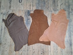 Lot de 3 peaux de cuir stretch - diverses couleurs - Cuir en Stock